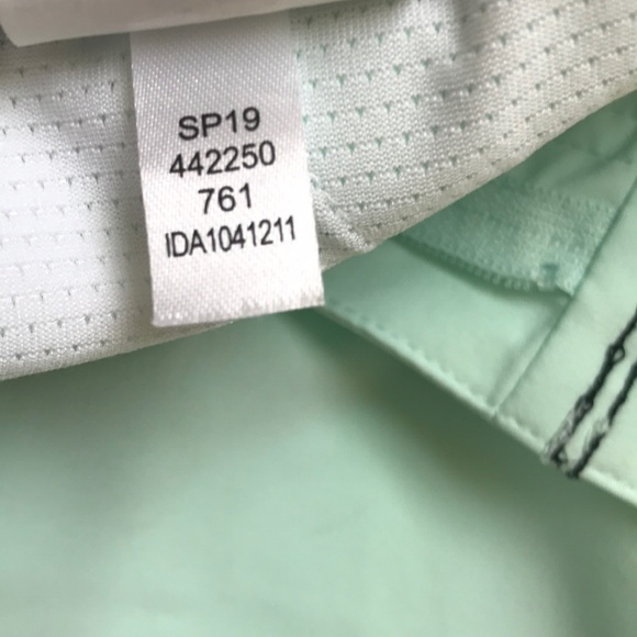 Oakley - Picture 12 of 16